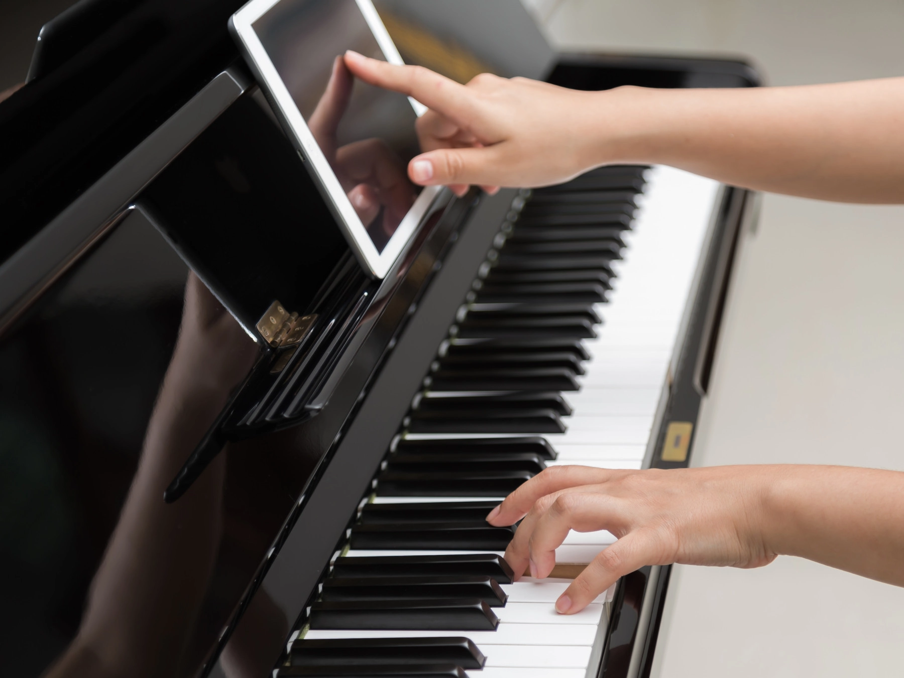 WW Piano 43